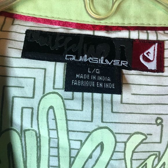 Quicksilver Button Down Short Sleeved Shirt - Picture 3 of 6